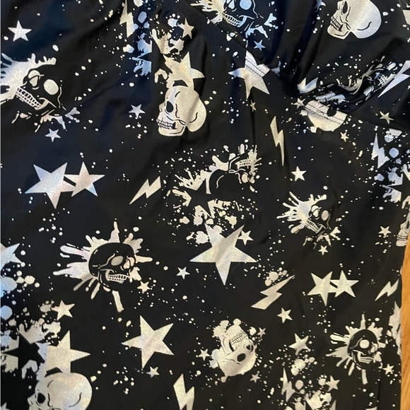 Torrid Wireless Racerback Tankini Top - Picture 7 of 7